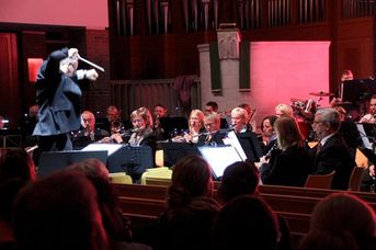 Stadtorchester Emden: Back In Concert - Fanfares, Preludes & Ouvertures
